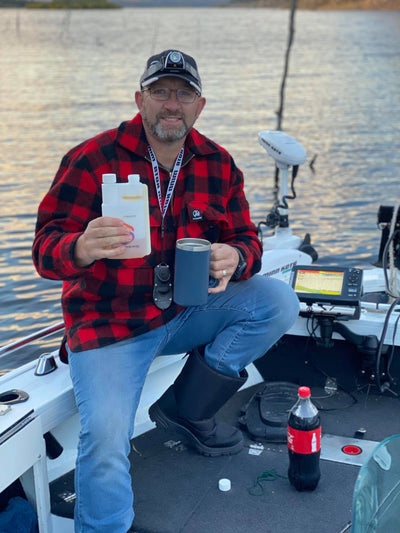 fishing .JPG__PID:f7f8b73f-6d4a-45eb-8fef-7cec10c919a0